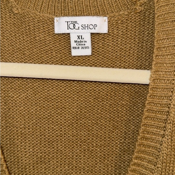 Classic V-Neck Sweater Vest in Tan - Picture 3 of 6